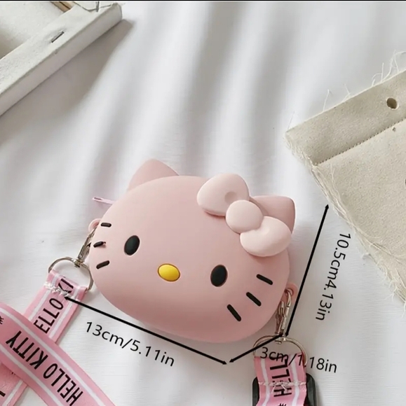 Hello Kitty Pink Cute Small Silicone Crossbody Bag With Adjustable Straps, NEW - Picture 2 of 3